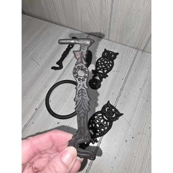 Vintage Cast Iron Owl & More Wall Mount Swivel Arm Brackets Plant Hangers Lot - Picture 7 of 9